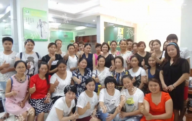 2016年端午節(jié)學員公司合影